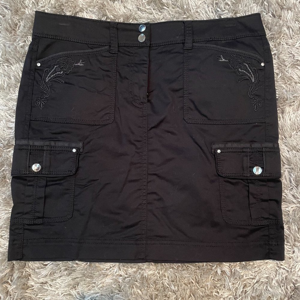 White House Black Market Skirt